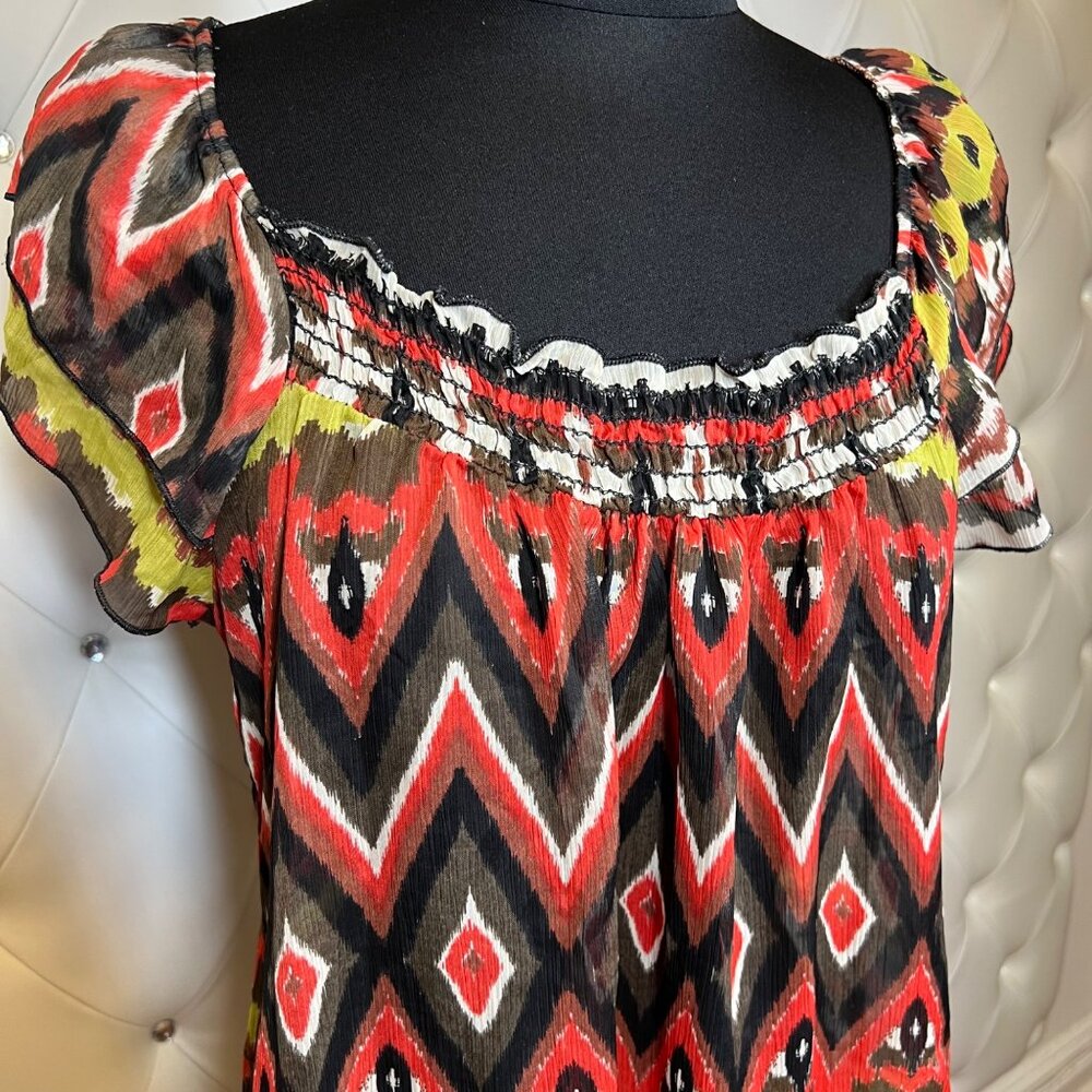 Have a Multicolor Chevron Ruffle Top Size L - Picture 4 of 8